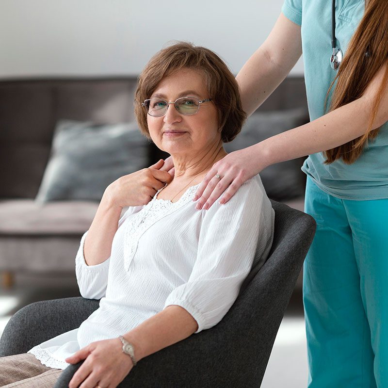 franklin-hospice-nurse-assisting-a-patient-at-home franklin-hospice-nurse-assisting-a-patient-at-home